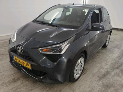 Toyota Aygo 0.9 1.0 VVT-I X-PLAY, 2020