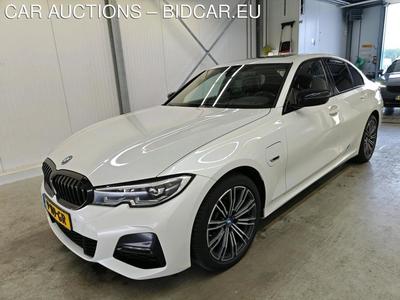 BMW 320 EA 150kW PHEV Business Edition Plus, 2022