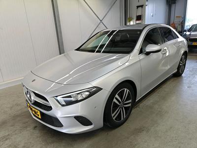 Mercedes-Benz A180 1.3 100kW Business Solution Luxury sedan DCT, 2021