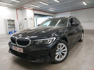 BMW 3 BMW 3 TOURING 320e 204PK Business Edition Pack Business Plus With Sport Seats &amp; Active Cruise Control &amp; Electric Trailer Hook &amp;