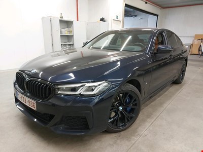 BMW 5 berline 530e 292PK Business Edition M Sport Wit Dakota Sport Seats &amp; Heated Front &amp; Rear &amp; Pack Innovation &amp; Head Up &amp; Com