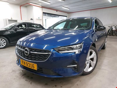 Opel Insignia grand sport OPE INSIGNIA GRAND SPORT 20 Turbo D 174PK AT8 GS Line With Climatic & Navigation & Cruise Control & Park Sensors Front & Rear