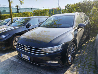 Volkswagen Passat Var. 2.0TDI SCR EVO 110kW Business DSG, 2023