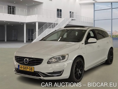 Volvo V60 2.4 2.4 D6 AWD PLUG-IN HYBRID SUMMUM, 2013