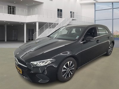 Mercedes-Benz A-KLASSE 1.3 180 BUSINESS LINE, 2023
