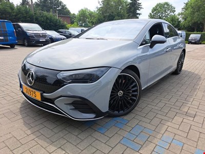 Mercedes-Benz EQE MER EQE EQE 350 4MATIC AMG Line 292PK Premium Plus With Airmatic Suspension & Head Up & Driving Assist Pack & Burmester 3d & 360