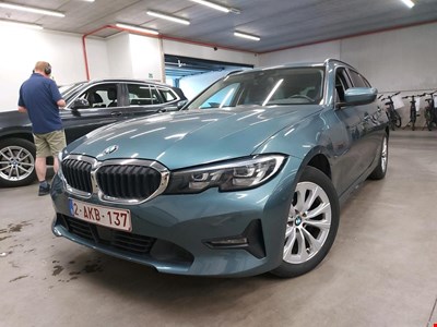 BMW 3 touring 318dA 136PK Advantage Pack Business & Active Cruise & Comfort Entry & PDC Front & Rear