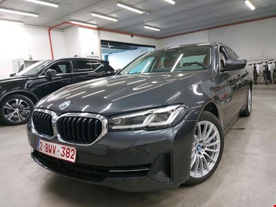 BMW 5 BMW 5 BERLINE 520e 204PK Business Edition Pack Comfort Plus With Dakota Sport Seats & Travel Pack & Driving Assistant Pro & Park