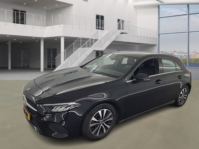 Mercedes-Benz A-KLASSE 1.3 180 BUSINESS LINE, 2023