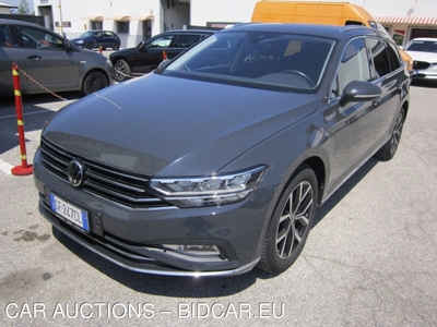 Volkswagen Passat Var. 2.0 TDI SCR EVO 110kW Executive DSG, 2021