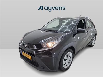 Toyota Aygo x 0.9 1.0 VVT-I MT PLAY, 2023
