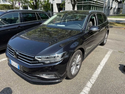 Volkswagen Passat Var. 2.0TDI SCR EVO 110kW Business DSG, 2022