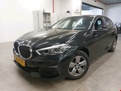 BMW 1 BMW 1 HATCH 118dA 150PK Pack Business &amp; Parking Assistant
