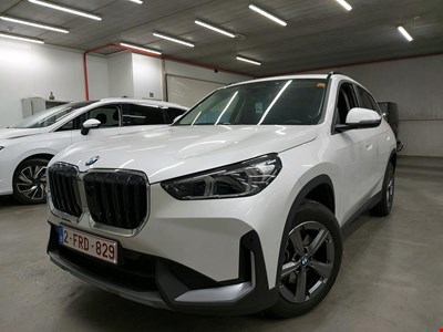 BMW X1 sDrive18dA 136PK Pack Premium & PREPARATION for Driving Assistant & PREPARATION For Heated Seats & Steering Wheel