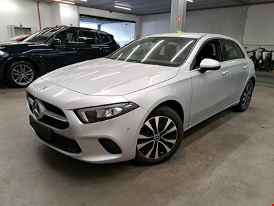 Mercedes-Benz A MER A 250 e 218PK DCT Business Line HYBRID