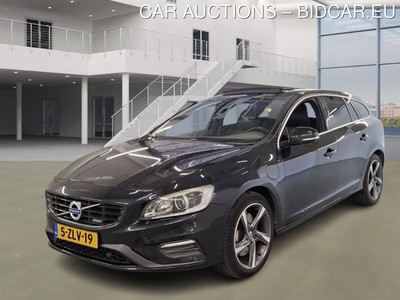 Volvo V60 2.4 2.4 D6 AWD PLUG-IN HYBRID R-DESIGN, 2015