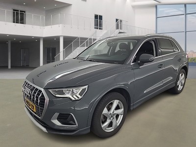 Audi Q3 1.4 35 TFSI BUSINESS EDITION, 2020