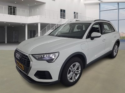 Audi Q3 1.3 45 TFSI E EDITION, 2022