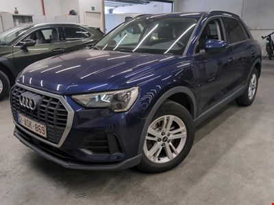 Audi Q3 AUD 45 TFSI e 245PK STronic Pack Business With Heated Seats & Comfort Key & Rear Camera & Towing Hook & Pano Roof HYBRID