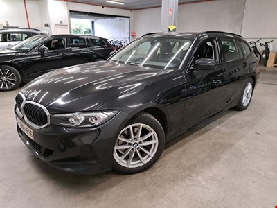 BMW 3 touring 318dA 136PK With Climatic & Navigation & Heated Sport Seats & PDC Front & Rear