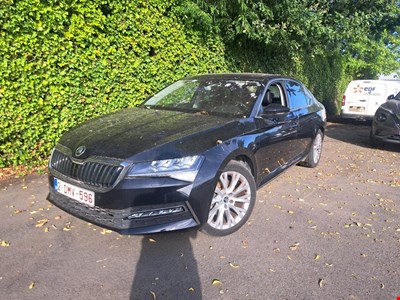 Skoda SUPERB SKO TSI iV 218PK DSG6 Clever+ HAGELSCHADEN HAIL DAMAGE Premium Clever &amp; Sunroof &amp; Foldable Trailer