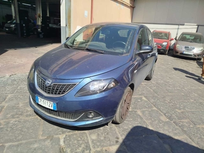 Lancia Ypsilon 1.0 FireFly 70cv Hybrid Gold, 2023