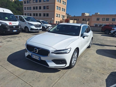 Volvo V60 B4 D autom.Mom.Business Pro, 2021