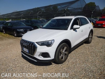 Audi Q3 40 TDI quattro S tronic Business Advance, 2020