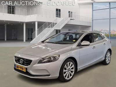 Volvo V40 1.9 2.0 D3 MOMENTUM, 2016