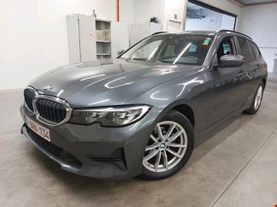 BMW 3 touring 318d 150PK Business Edition With Driving Assistant &amp; Parking Assistant Pack