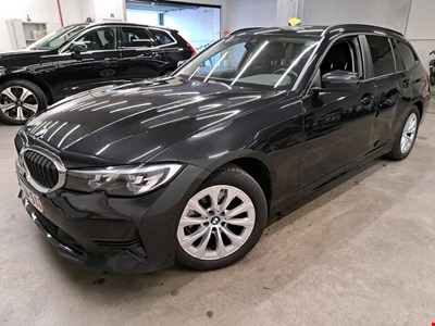 BMW 3 touring 320dA xDrive 163PK Advantage Pack Business &amp; PDC Front &amp; Rear