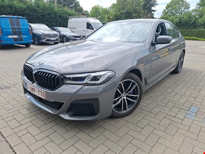 BMW 5 BMW 5 BERLINE 530e 292PK M Sport With Dakota Heated Front &amp; Rear &amp; Adaptive Suspension &amp; Safety &amp; Innovation &amp; Driving Assistant