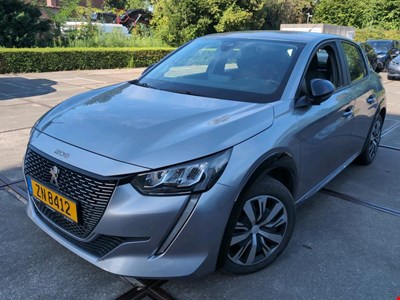 Peugeot 2008 PEU e208 136PK Active Pack With 3D navigation & VisioPark I ELECTRIC
