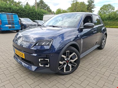 Renault 5 REN 5 EV 150PK Techno With Climatic &amp; Navigation &amp; Pack Winter Comfort ELECTRIC