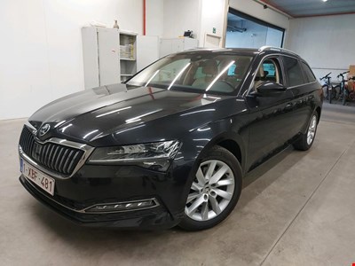 Skoda Superb combi SKO SUPERB COMBI CRTDI 150PK DSG7 Style Pack Safety &amp; Style Premium II &amp; Corporate Plus &amp; Matrix LED &amp; Adaptive Cruise &amp; Safety