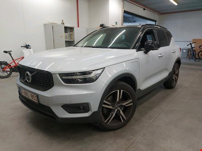 Volvo Xc 40 VOL XC40 T5 Recharge 261PK Geartronic RDesign Pack Intellisafe Pro &amp; Tech &amp; Park &amp; 360 Camera HYBRID