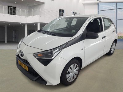 Toyota Aygo 0.9 1.0 VVT-I X-FUN, 2021