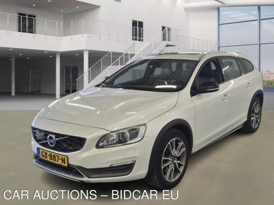 Volvo V60 cross country 1.9 2.0 D4 SUMMUM, 2015