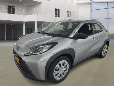Toyota Aygo x 0.9 1.0 VVT-I MT PLAY, 2022