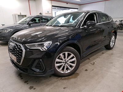 Audi Q3 AUD Q3 SB 45 TFSI e 245PK STronic Pack Platinum With Heated Seats &amp; Adaptive Cruise Control &amp; APS Front &amp; Rear &amp; Rear Camera HY
