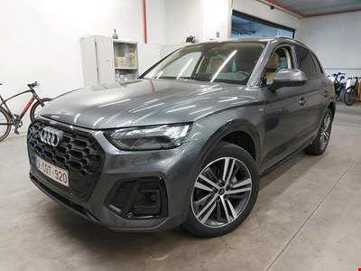 Audi Q5 AUD Q5 50 TFSI e 299PK STronic Quattro S line Pack Business Plus &amp; Shadow Look &amp; Matrix LED &amp; 20 Inch Alloy &amp; Rear Camera HYBRI