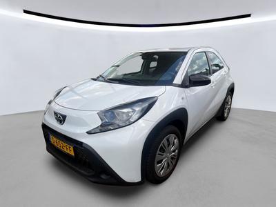 Toyota Aygo x 0.9 1.0 VVT-I MT PLAY, 2023