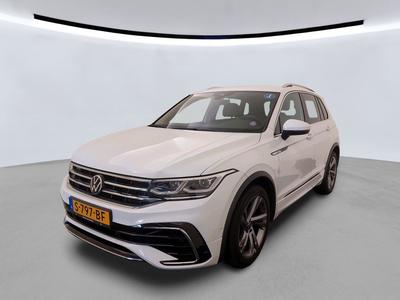 Volkswagen Tiguan 1.4 1.5 TSI 150PK DSG R-LINE BUSINESS+ ASSIST CAMERA WINTER, 2023