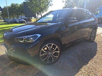 BMW X1 xDrive25e 220PK M Sport Pack Business Plus & Travel & Comfort & Driving Assistant & Harman Kardon & 19 Inch & Rear Camera