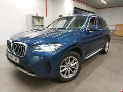 BMW X3 xDrive30e 272PK Pack Innovation With Head Up & Travel & Comfort & Driving Assistant Professional & Adaptive Suspension &