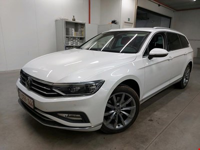 Volkswagen Passat VW PASSAT VARIANT TDI 150PK DSG7 Elegance Business With Nappa Leather &amp; Electric Foldable Trailer Hook