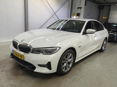 BMW 320 EA 150kW PHEV Business Edition Plus, 2021
