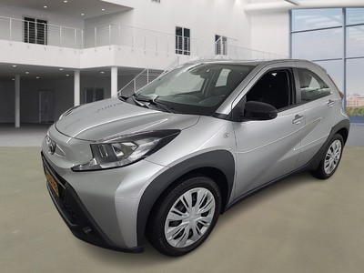 Toyota Aygo x 0.9 1.0 VVT-I MT PLAY, 2023
