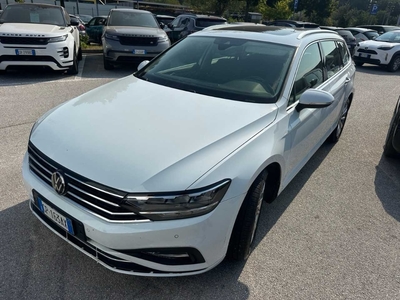 Volkswagen Passat Var. 2.0TDI SCR EVO 110kW Business DSG, 2023