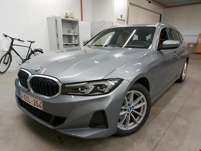 BMW 3 touring 330e 292PK With Heated Cognac Sensatec Sport Seats HYBRID